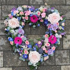 Pastel Loose Open Heart 